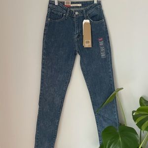 Levi’s 721 high rise skinny jeans